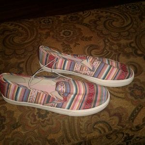 Cute Austin Trading Co. Slides in sz.9